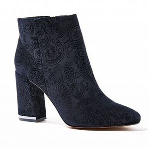 Who what wear Cora velvet paisley booties